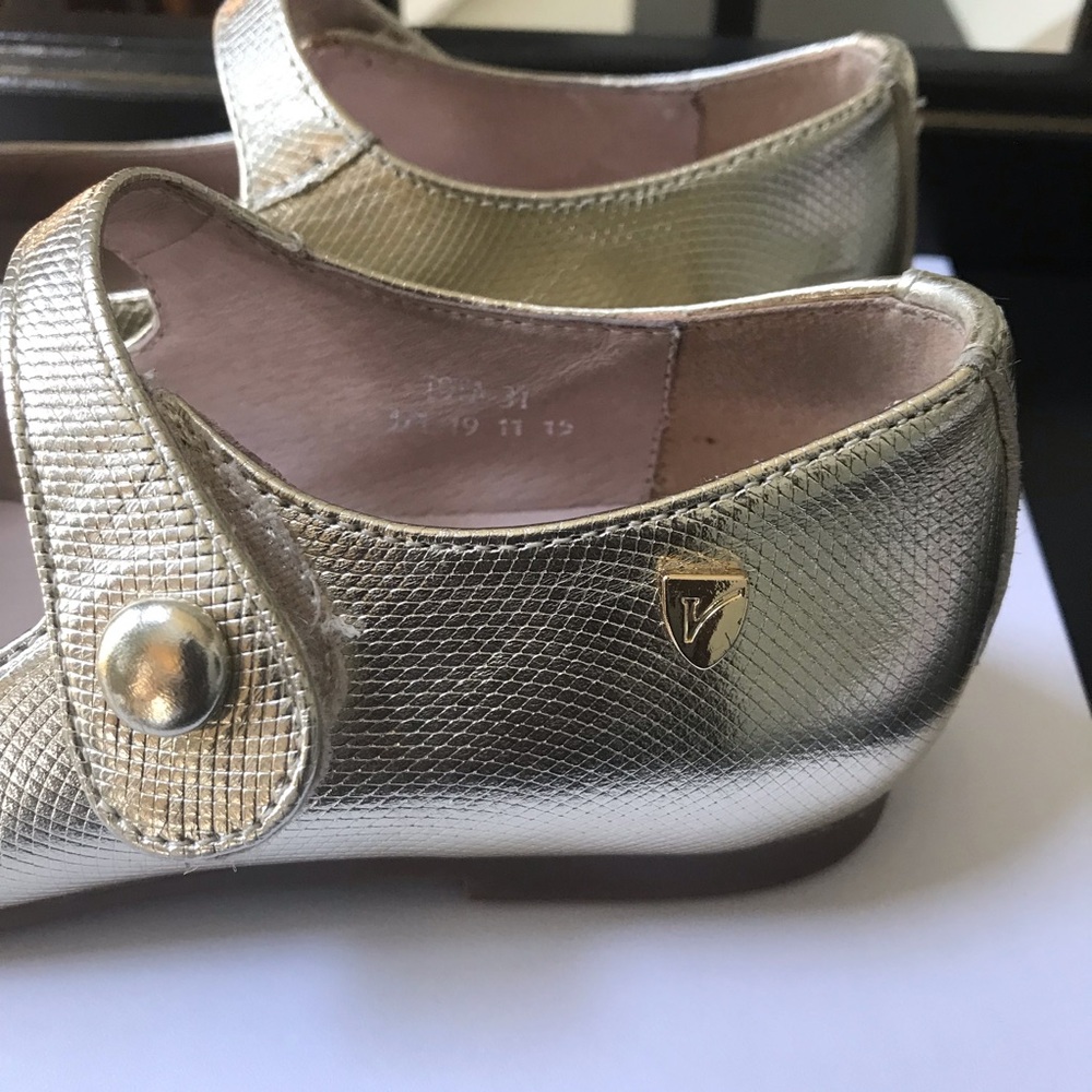 Venettini gold Mary Jane, size 31 EUR, 1US. - Picture 8 of 9